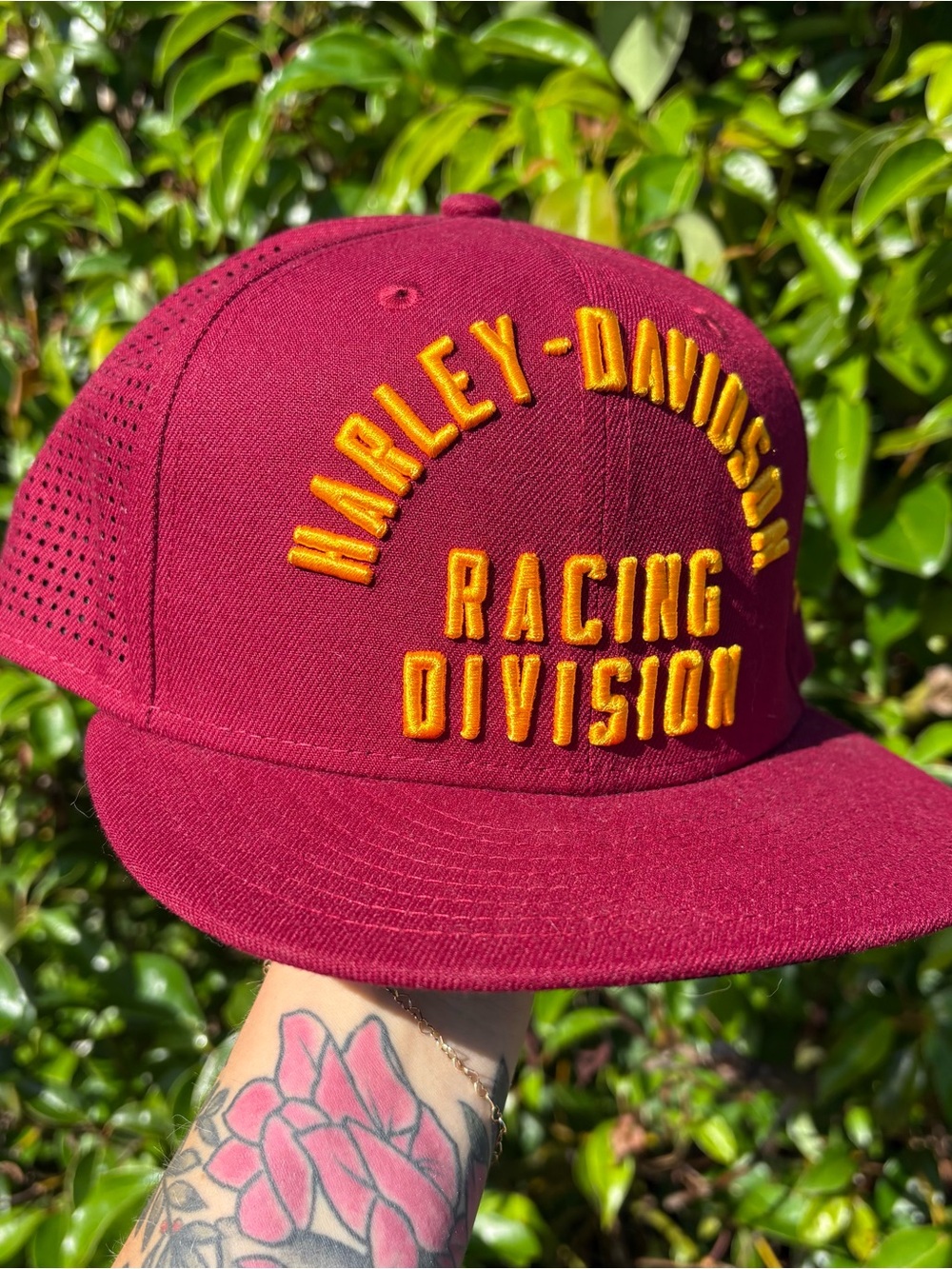 Harley Davidson Burgundy Yellow Racing Fitted Hat 7 3/4 New Era Flat Brim Retro
